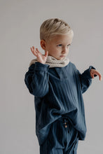 Load image into Gallery viewer, Guapoo - 羅文上衣 Deep Blue
