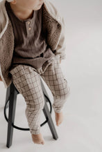 Load image into Gallery viewer, Guapoo - 格紋長褲 Brown Check
