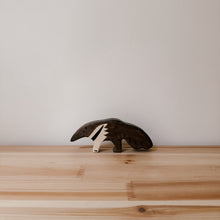 Load image into Gallery viewer, Holztiger - Ant-eater (食蟻獸)
