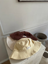 Load image into Gallery viewer, Guapoo - Bucket Hat | Soft Yellow
