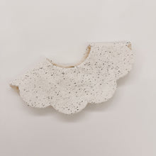 將圖片載入圖庫檢視器 日本 Hibi - 白底黑點點 口水巾
