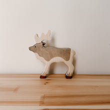 Load image into Gallery viewer, Holztiger - Reindeer (馴鹿)
