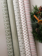 Load image into Gallery viewer, Christmas Gift Wrap 復古聖誕禮盒包裝
