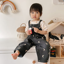 Load image into Gallery viewer, Organic Zoo - Charcoal Midnight Dungarees 3-4Y

