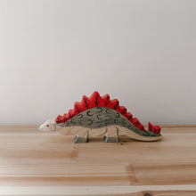 Load image into Gallery viewer, Holztiger - Stegosaurus (劍龍)
