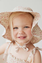 Load image into Gallery viewer, Jamie Kay - Organic Cotton Noelle Hat - Fifi Floral
