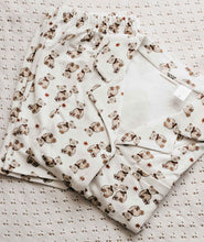 Load image into Gallery viewer, 🎄 Bencer and Hazelnut - Kids Pyjama Set - Peshal
