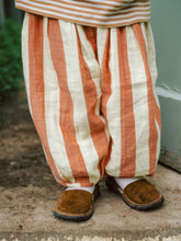 Load image into Gallery viewer, Organic Zoo -Tomato Stripes Resort Pants
