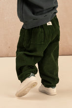 Load image into Gallery viewer, Studio Boheme - Corduroy Carrot Pants (Forest Green) 18M

