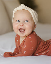 Load image into Gallery viewer, [🎄] Quincy Mae - Bamboo Zip Footie (Candy Canes)
