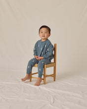 Load image into Gallery viewer, Quincy Mae -  Relaxed Fleece Sweater + Pant Set (Silver Moons)
