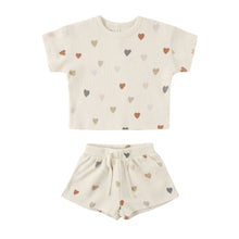 將圖片載入圖庫檢視器 Quincy Mae - Waffle Tee + Short Set (Confetti Hearts) 18-24M
