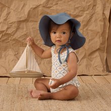Load image into Gallery viewer, Rylee + Cru - Floppy Swim Hat (Marine)
