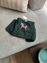 Load image into Gallery viewer, Guapoo - Reversible Vest Pine

