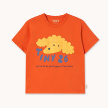 Load image into Gallery viewer, Tiny Cottons - Yellow Dog Graphic Tee (Summer Red)
