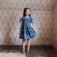 將圖片載入圖庫檢視器 Little Cotton Clothes - Penelope Smocked dress in Pier Blue (2Y-6Y)

