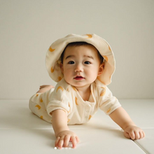 Load image into Gallery viewer, Organic Zoo - Honey Midnight Sun Hat

