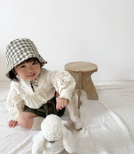 Load image into Gallery viewer, Organic Zoo - Olive Gingham Bucket Sun Hat
