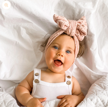 Load image into Gallery viewer, Bambi Eyelet Topknot - Dusty Pink
