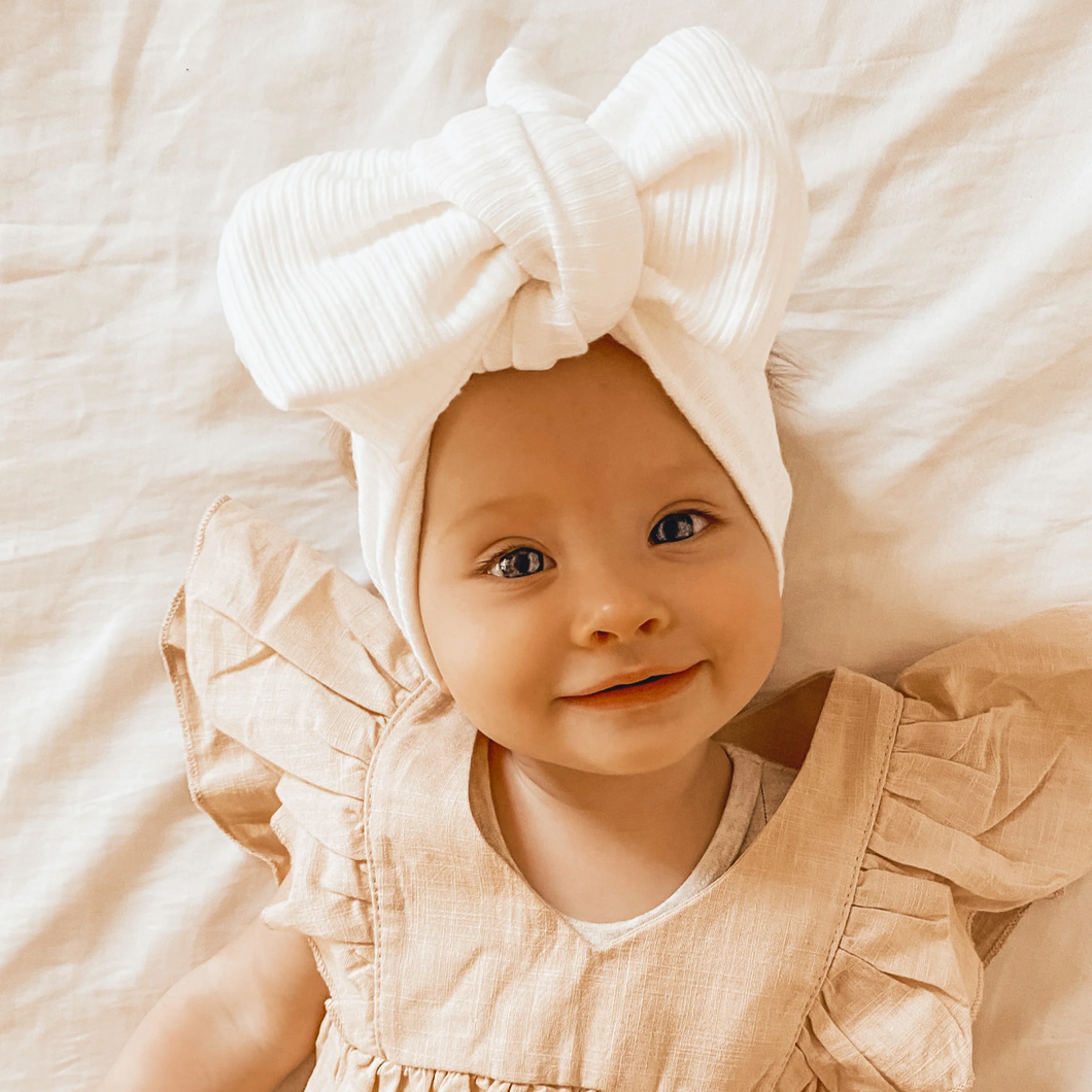 Avery Ribbed Topknot - White