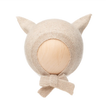 Load image into Gallery viewer, Bambolina - Foxy KITTY (White Almond)
