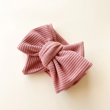將圖片載入圖庫檢視器 Avery Ribbed Topknot - Dusky Rose
