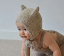 Load image into Gallery viewer, Bambolina - Beige Kitty
