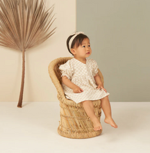 Load image into Gallery viewer, Rylee + Cru - Baby Bow Headband (Natural)
