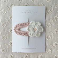 Load image into Gallery viewer, Flower Crochet Clip - Pale PInk
