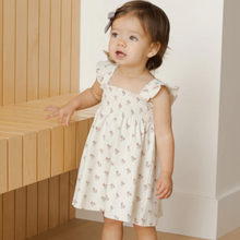 Load image into Gallery viewer, Quincy Mae - Smocked Jersey Dress (Summer Flower)
