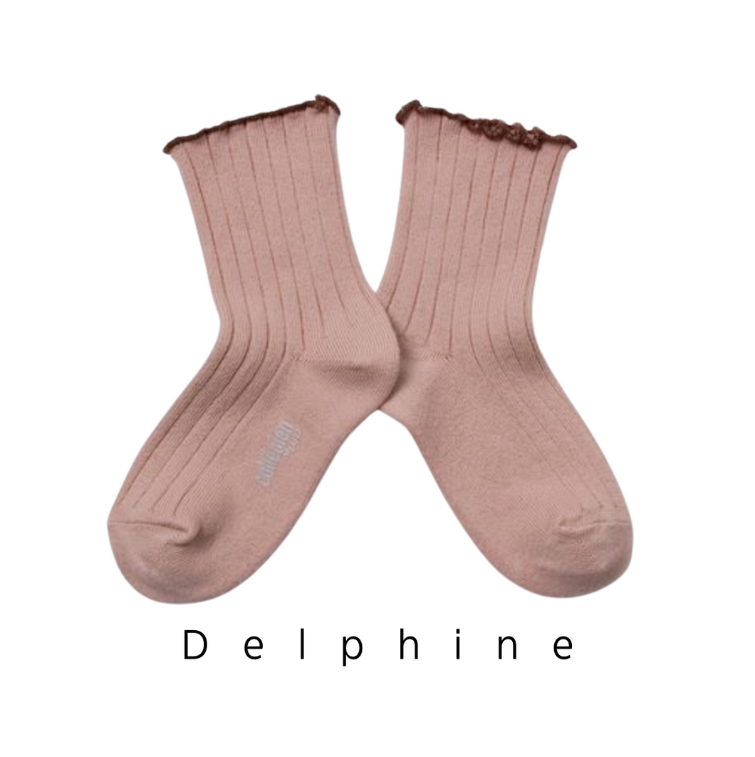 Collegien | Delphine - Lettuce Trim Ribbed Socks (Vieux Rose)