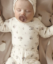 將圖片載入圖庫檢視器 Jamie Kay - Long Sleeve Bodysuit (Lauren Floral) 3-6M
