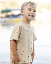Load image into Gallery viewer, Rylee + Cru - Play Set (Sailboats)
