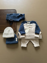 Load image into Gallery viewer, Guapoo - 羅文褲子 (Creamy Silk)
