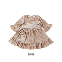 將圖片載入圖庫檢視器 Grace Velour 裙子 (米色) 只剩6-12月
