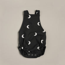 Load image into Gallery viewer, Organic Zoo - Black Midnight Bloomers
