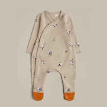 Load image into Gallery viewer, Organic Zoo - Cottonfield Suit with contrast feet
