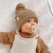 Load image into Gallery viewer, Cocoa Pom Beanie (0-3M)
