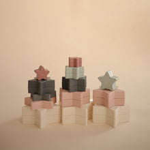 將圖片載入圖庫檢視器 Mushie -層層疊星星玩具
