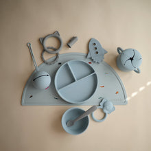 Load image into Gallery viewer, Mushie Silicone Plate 矽膠餐盤 - Powder Blue
