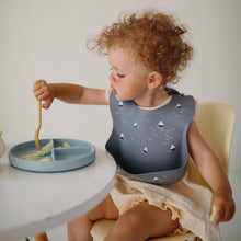 Load image into Gallery viewer, Mushie Silicone Plate 矽膠餐盤 - Powder Blue
